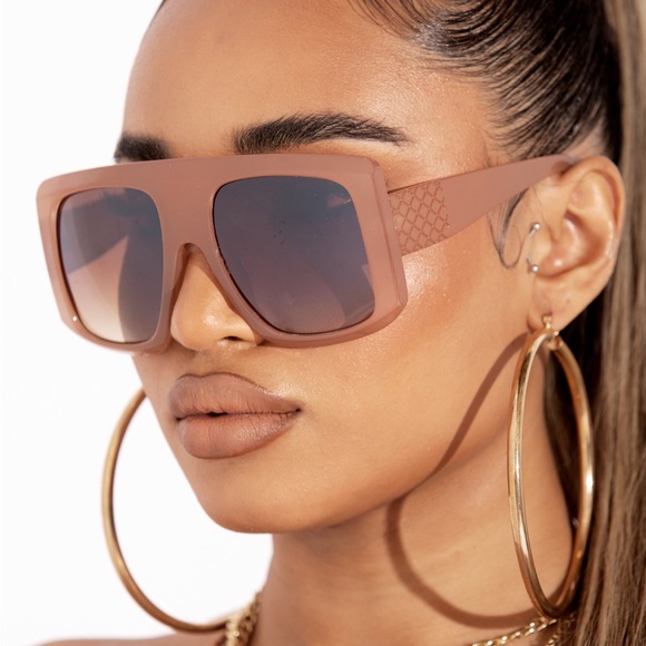 Shades - Picture 5 of 7